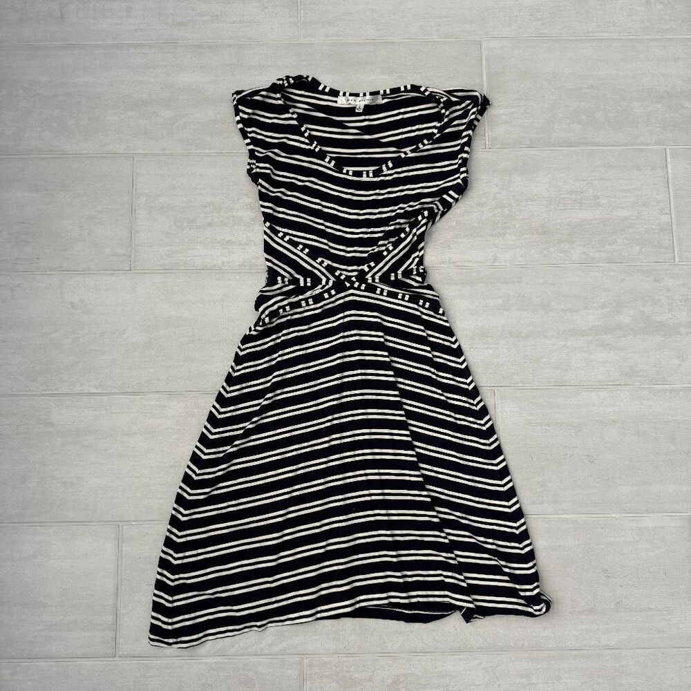 Max Studio Midi Dress Blue White Striped Short Sleeve Rayon Small Fit & Flare